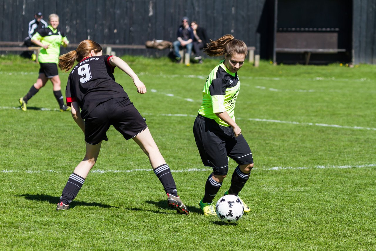 Bild 165 - Frauen SV Frisia 03 Risum Lindholm - Heider SV : Ergebnis: 8:0